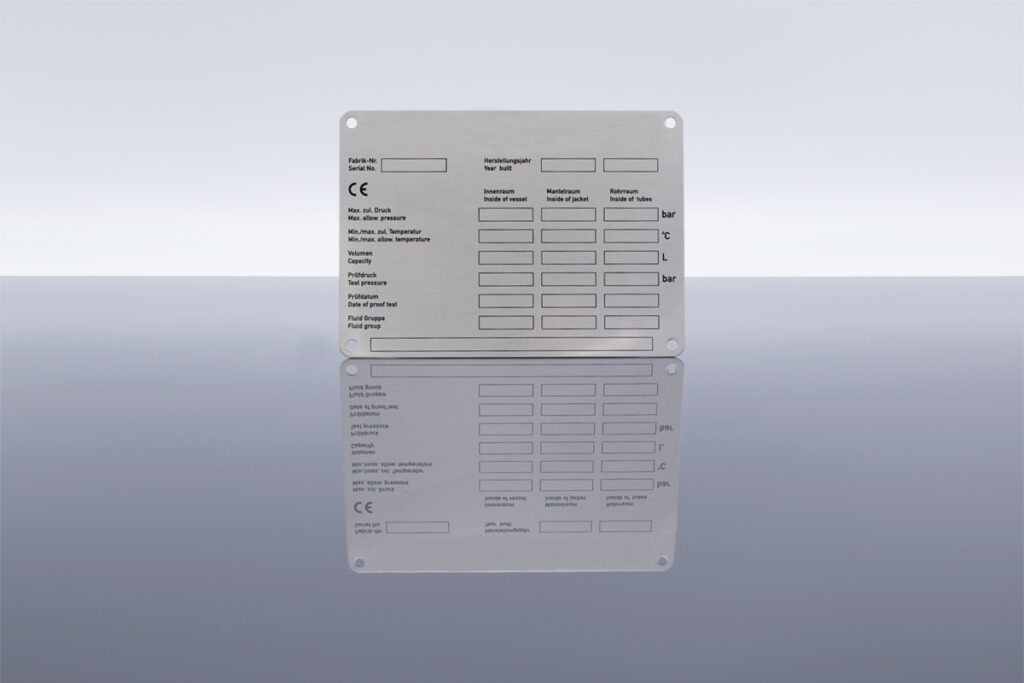 geaetze-edelstahl-schilder-mit-bohrungen-anlagenschilder-maschinen-schilder-beschildern-volumen-druck-pruef-angaben-bar-mit-ce-zeichen-